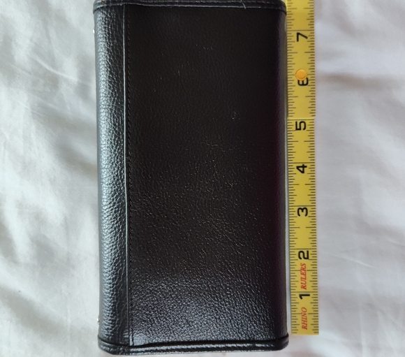 Harley Davidson Ladies Embroidered Leather Wallet. - Picture 8 of 10